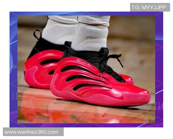 足球明星们穿着的战靴时尚风采大揭秘，尽显运动魅力与个性风格